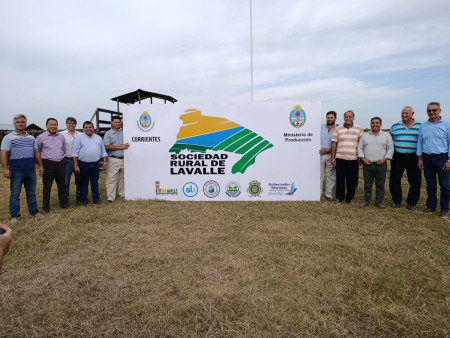  Trabajo conjunto para fortalecer instituciones